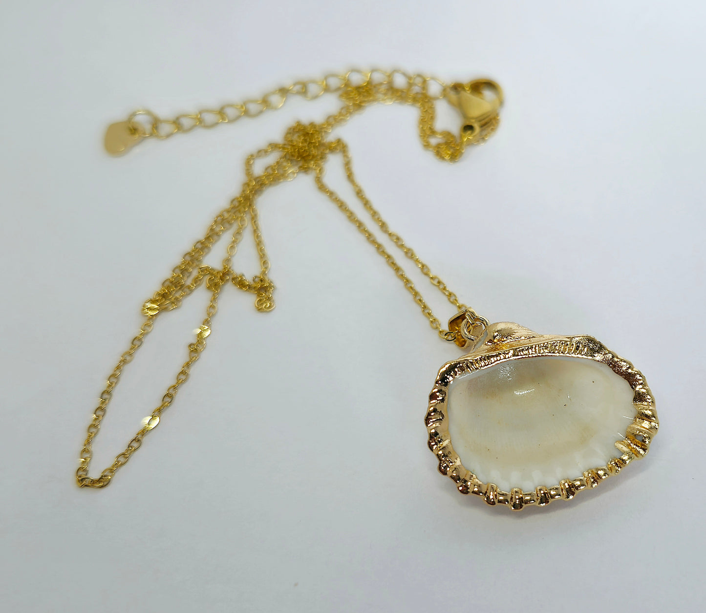 Gouden schelp ketting