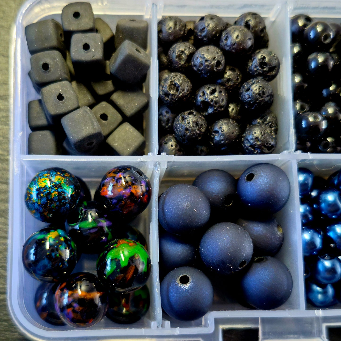 Kralenbox zwart/blauw