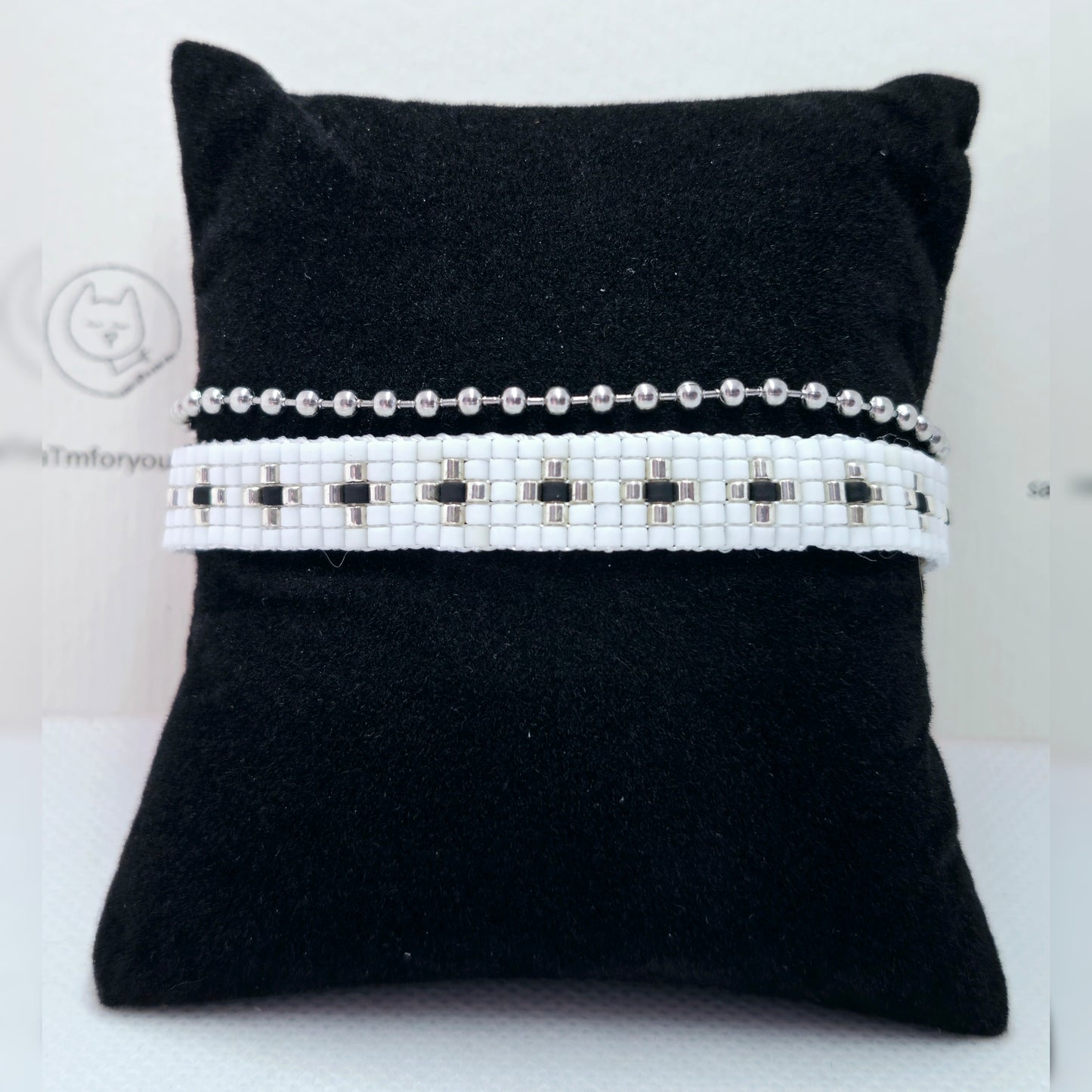 Wit/zilver armbandje