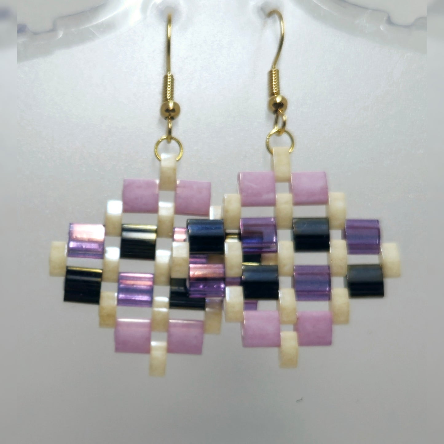 Purple tila