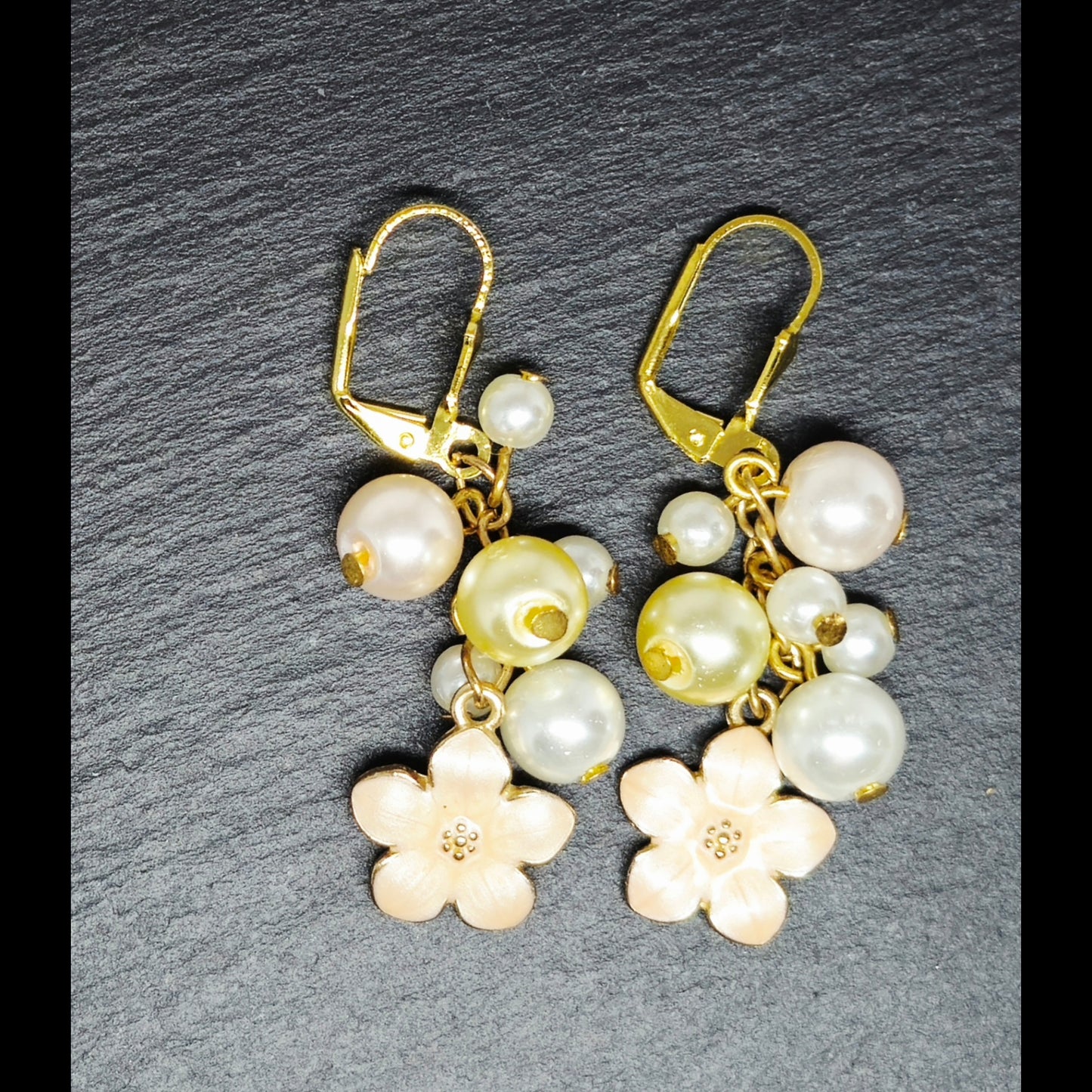 Dainty bloemen oorbellen
