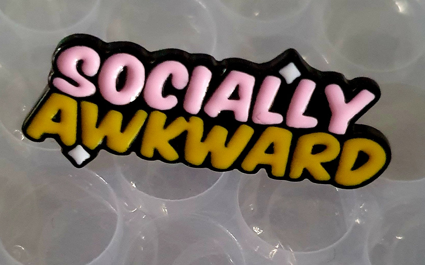 Broche - Socially Awkward