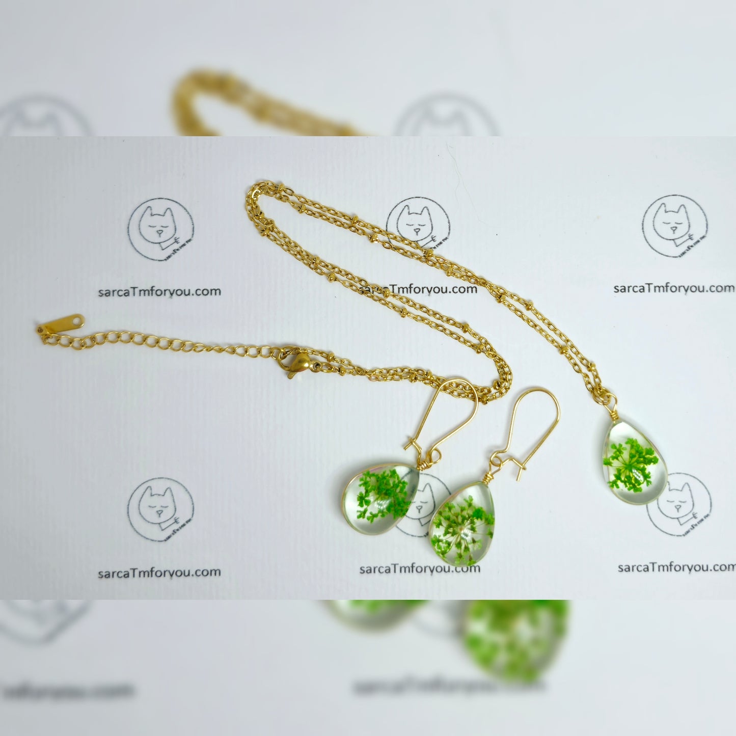 Set! Ketting en oorbellen groen/goud