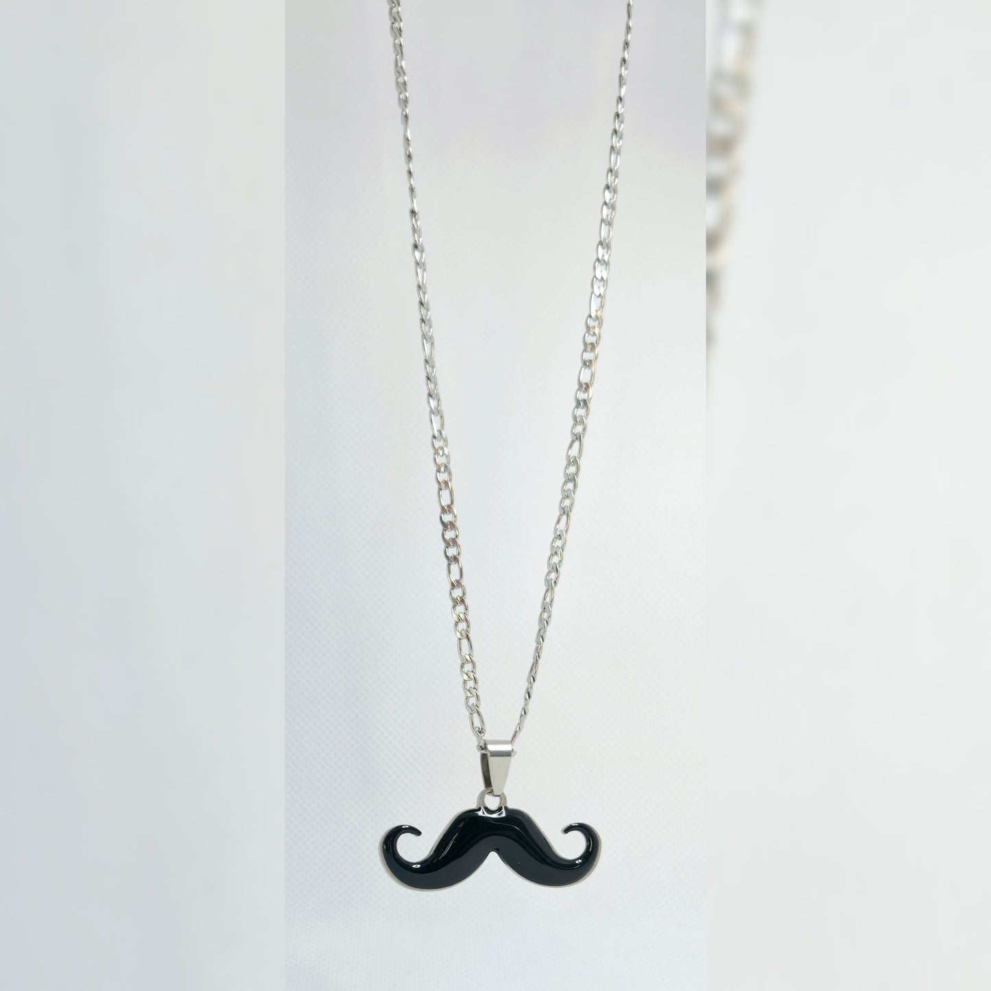 MOvember ketting, snor