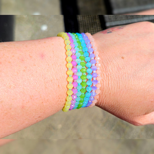 Armbandjes pastel