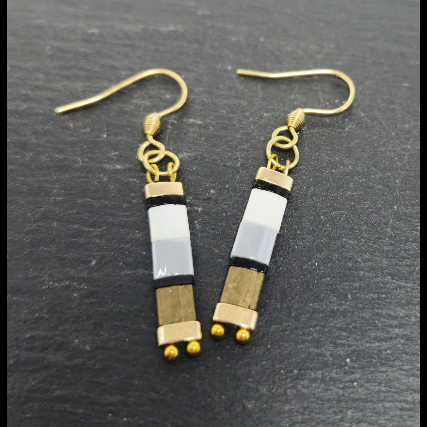 Tila love earrings