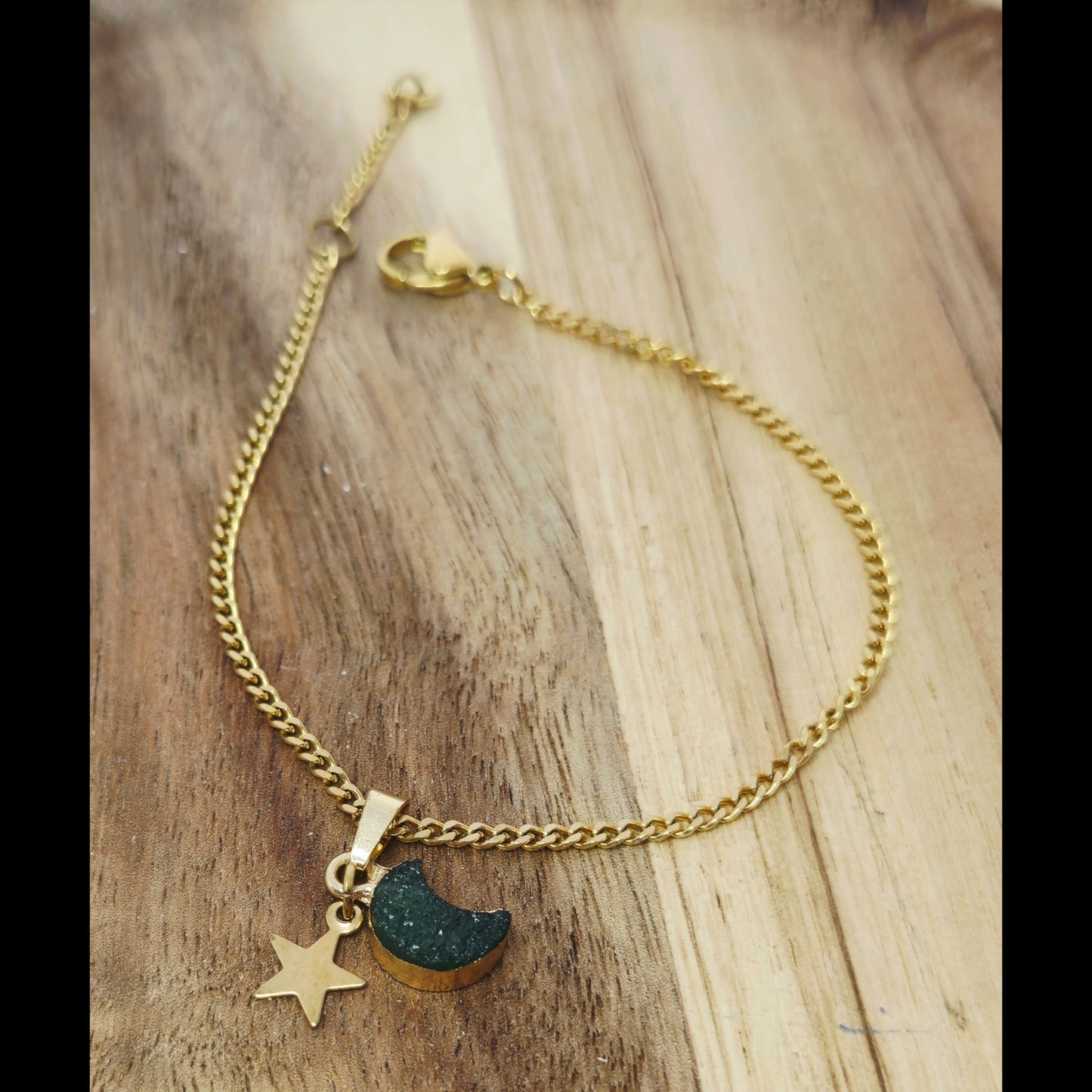 Armband goudkleur maan
