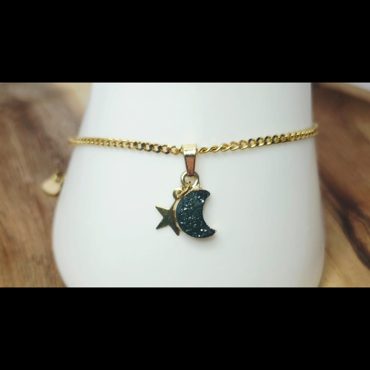Armband goudkleur maan