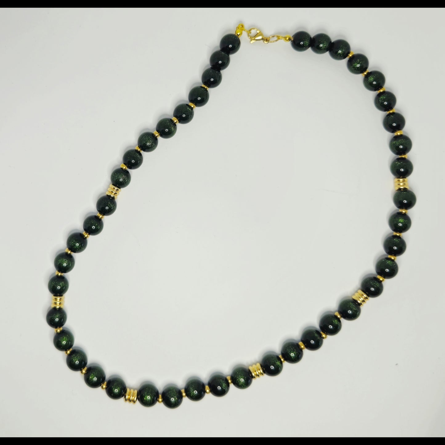 Ketting groene zandsteen